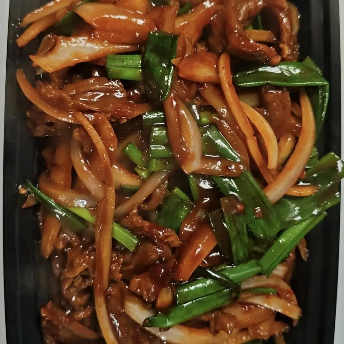 Shredded Pork or Chicken or Shredded Beef or Shrimp with Dried Bean Curd / 香干肉或鸡或牛或虾
